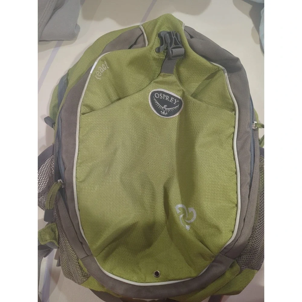 Osprey Hydration Backpack Olive Green Hiking Cycling Daypack No Bladder